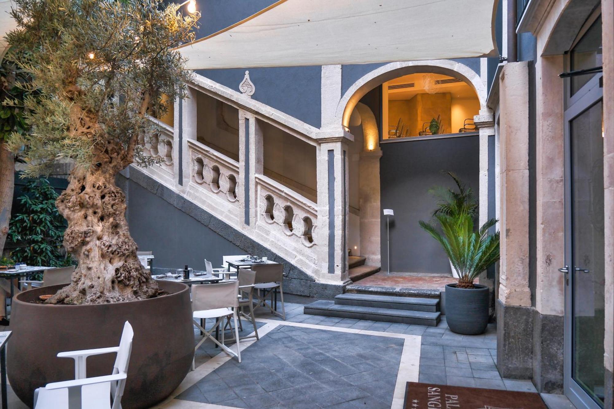 Palazzo Sangiorgio Hotel Catânia Exterior foto